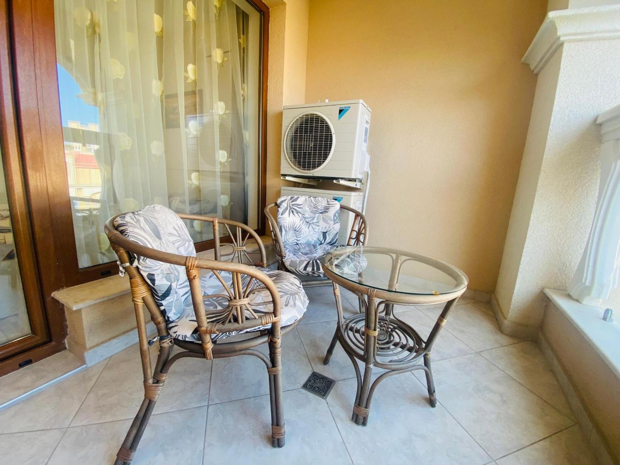 1Bd Ap In La Mer Complex Private Beach And Pool Goldstrand Exterior foto
