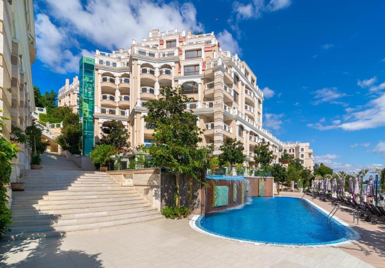 1Bd Ap In La Mer Complex Private Beach And Pool Goldstrand Exterior foto